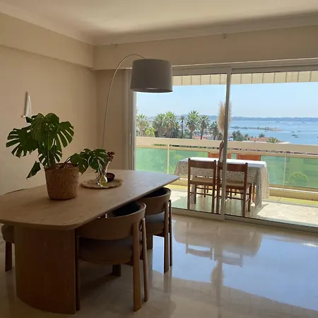 Vue Golfe-Juan